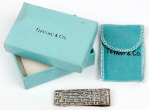 TIFFANY & Co. American silver money clip in original pouch and box, engraved "Newmont 1921-1971", 5.5cm wide