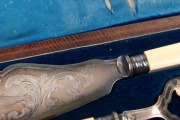 An antique English fish cutlery set for twelve in original canteen, with silver plated blade and ivory handles; together with a boxed set of fish servers with bone handles, 19th/20th century, (2 items) - 4