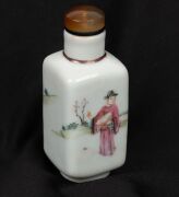 Four antique and vintage porcelain snuff bottles with hand-painted enamel decoration, 19th/20th century, the largest 8cm high - 8