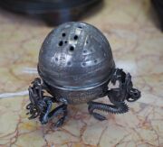 A fine quality antique Chinese silver incense burner with dragon decoration, 19th century, seal mark to base, ​​​​​​​6cm high. - 2