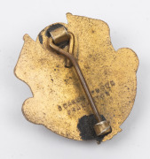 MELBOURNE FOOTBALL CLUB "SUPPORTERS' CLUB" badge in brass & enamel, circa 1950s, by Swann & Hudson of Frankston. - 2