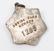 1956&nbsp;COLLINGWOOD Membership fob (#1289) by Bertram Bros., together with a rare supporters' stick pin from the same year and manufacturer. (2 items). - 3