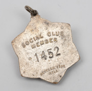 1956&nbsp;COLLINGWOOD Membership fob (#1452) by Bertram Bros., in excellent condition. - 2