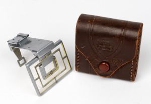 NIPPON KOGAKU: 3.5 - 13.5 sport finder attachment for Nikon S with Nippon Kogaku leather pouch.