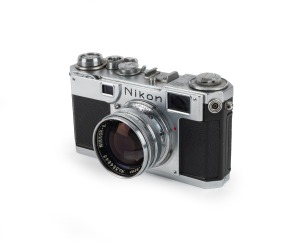 NIPPON KOGAKU: Nikon S2 rangefinder camera [#6139274] with&nbsp;Nikkor-S&middot;C 50mm f1.4 lens [#354843], c. 1956.