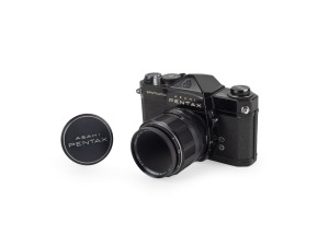 ASAHI KOGAKU: Black-body Pentax Spotmatic SLR camera [#2472825] with SMC Macro-Takumar 50mm f4 lens [#8152561], Asahi Pentax lens cap, and Asahi Pentax leather case, c. 1964.