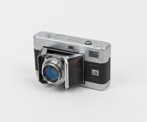 VOIGTL&Auml;NDER: Vitessa&nbsp;viewfinder camera with rare Ultron 50mm f2 lens [#3239093] and Compur-Rapid shutter, c. 1951.