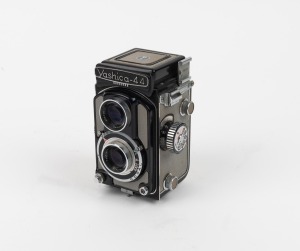 YASHICA: Yashica 44A TLR camera with&nbsp;Yashikor 60mm f3.5 lens, c. 1960.