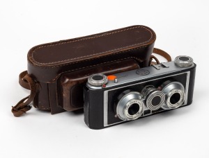 WITT ILOCA: Iloca Stereo II viewfinder camera with twin Jlitar 35mm f3.5 lenses and Iloca leather case, c. 1951.