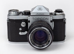 TOKYO KOGAKU: Topcon Automatic (R3) SLR camera [#302413] with Tokyo Kogaku F.Auto-Topcor 58mm f1.8 lens [#622132] and Topcon leather case, c. 1960.