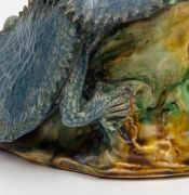 CASTLE HARRIS rare pottery tree stump vase with applied bearded dragon lizard, incised "Castle Harris", 19cm high, 28cm wide - 10