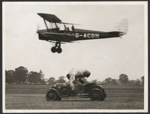 CRASHES: Eleven 1930s press agency photographs, featuring reporting on Pan-American seaplane capsized in San Juan, dramatic crashed plane in Surrey homeowner's front garden, Dutch KLM airliner crash near Brussels, firemen dousing wreckage at Vincennes, Paris, and others. (11 items, the largest 24 x 19cm)