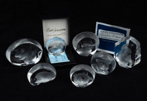 MATS JONASSON group of seven assorted Swedish art glass ornaments, ​​​​​​​the largest 8.5cm high.
