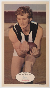 1971 SCANLENS 'FOOTBALLERS' POSTER - COLLINGWOOD: Len Thompson, poster #17 [1/24]. Rare.