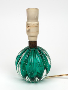 BAROVIER & TOSO green Murano glass lamp base with boule (bubble) inclusion, mid 20th century, 21cm high