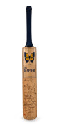 A full-sized Viv Richards 'the Rapier' cricket bat, signed by the South African team, with Hansie Cronje, Alan Donald, Gary Kirsten, Pat Symcox, Dave Callaghan, and Jonty Rhodes.