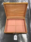 An Italian blonde wood workbox with pictorial top, 19th century, 5.5cm high, 20.5cm wide, 16cm deep - 2