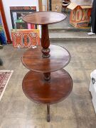 An antique Australian cedar three tier circular dumb waiter, 115cm high - 4