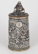 An antique Chinese silver plated export ware tankard and cover, handsomely decorated with dragon handle, seated Buddha and battle scene, engraved "RAGLAN ARCHERS, Aug. 26. 1868", ​​​​​​​17cm high. - 4