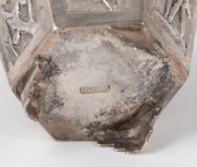 A pair of Chinese export silver hexagonal form salt cellars with original glass liners, early 20th century, maker's mark to base, 4cm high, 50 grams (excluding liners). - 3