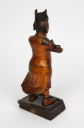 An antique Chinese cast bronze figure of a warrior with remains of gilt finish, mounted on later wooden base, 18th/19th century, 29cm high. - 3