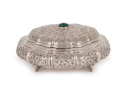 An antique Continental 800 silver lidded casket with engraved decoration and green cabochon top, 20th century, ​​​​​​​20cm wide, 600 grams.