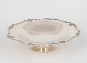A vintage sterling silver tazza, made in Birmingham, early 20th century, ​​​​​​​22.5cm wide, 223 grams.