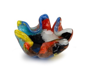 DINO MARTENS Oriente Murano glass bowl for Aureliano Toso, circa 1955, 6cm high, 15cm wide.