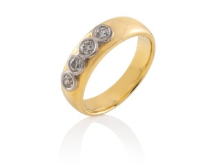 An 18ct two tone gold ring with four brilliant cut white diamonds (Colour H-J, Clarity SI1), 11.4 grams, ring size W½
