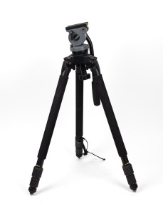 MILLER: DS10 carbon-fibre tripod with tripod head [#E22787].
