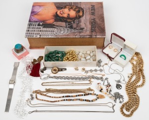 Assorted costume jewellery housed in a "New York" book box with portrait of Marilyn Monroe on the cover, (qty)