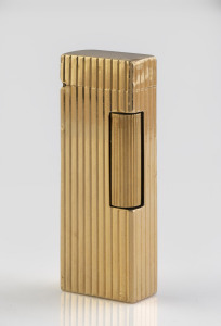 DUNHILL 14ct gold vintage cigarette lighter, stamped "Dunhill, Outer Jacket 14K Gold", 20th century, 6.5cm high