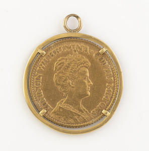 1910 Dutch gold Guilder coin mounted in gold as a pendant, 8.2 grams total