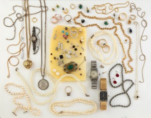 Assorted jewellery, rings, necklaces, round 50 cent piece pendant, three 9ct gold earrings and a 9ct gold pendant (1.9 grams total), assorted gilded silver rings, earrings, freshwater pearls, three assorted wristwatches, etc. (qty).