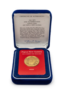 Papua New Guinea: 1975 100 Kina Michael Somare, gold; proof in case of issue with accompanying certificate.