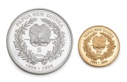 Papua New Guinea: 1994, 50 Kina gold Bird of Paradise proof; together with the 5 kina silver Bird of Paradise proof; both accompanied by a Certificate of Authenticity. (2).