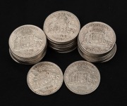 FLORINS: 1943 (13), 1944 (17), and 1945 (2), mixed condition. (Total: 32).