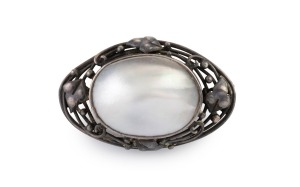 RHODA WAGER Australian silver and pearl brooch, circa 1920, stamped "WAGER", 3.2cm wide.