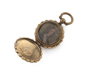 RUNNYMEDE TASMANIA antique gold locket with rare hand-coloured miniature daguerreotype portrait of a lady (Bayly?), mid 19th century, 3.5cm high overall. PROVENANCE: Bayly family by descent.