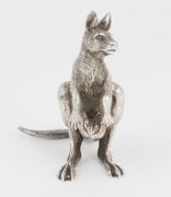 An antique English sterling silver kangaroo with joey statue by Cornelius Saunders & Francis Shepherd of London, late 19th century, 7cm high, 94 grams. - 2
