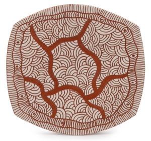 TJIMPUNA WILLIAMS "Minymaku Walka" earthen ware platter with sgraffito decoration, 2008, signed "Tjimpuna Williams, Ernabella Arts, 2008", with inventory stock number "TWC285-08", 28cm wide