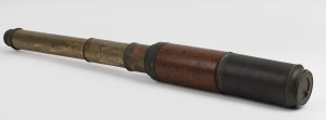 DIXEY antique English expandable telescope, 19th century, expands to 69cm.