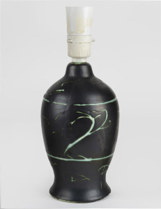 Australian pottery table lamp with black and green fish decoration, incised "... Boyd", 27cm high
