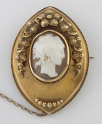A fine quality antique 15ct gold mounted cameo brooch, 19th century, ​​​​​​​4cm high, 8.1 grams total.