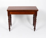 A rare antique Colonial Australian cedar fold-over tea table, circa 1860, 70cm high, 91cm wide, 89cm deep. - 3