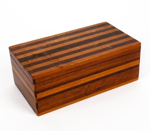 246 · A vintage Australian timber sample wood box with lift-out tray, mid 20th century, 11cm high, 30cm wide, 17cm deep