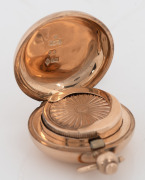 ROBERT ROLLASON of Sydney, antique 9ct rose gold sovereign case with engraved monogram and inscription, early 20th century, 4.5cm high including bow, 16.4 grams total. - 2