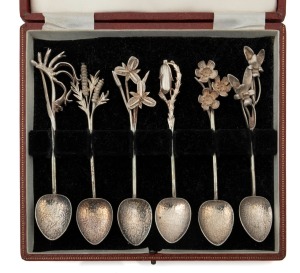 HARRIS & SON a boxed set of six Australian silver spoons with wildflower decoration, each titled on the reverse, Western Australian origin, 20th century, ​​​​​​​11cm long, 68 grams total.