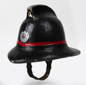 NEW ZEALAND fireman's antique helmet with INVERCARGILL decal, circa 1920's.