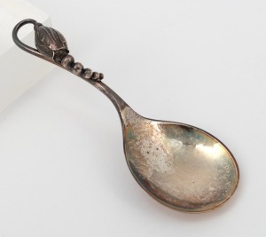 GEORG JENSEN Danish sterling silver caddy spoon, 20th century, 10cm long.